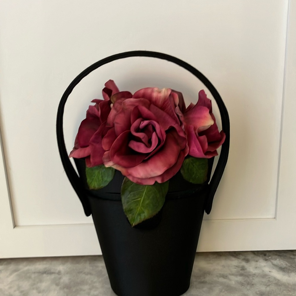 Moo Roo Vintage (2000) Flower Box Purse